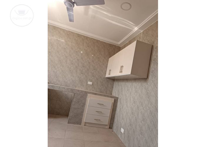 1 & 2 BEDROOMS APARTMENT