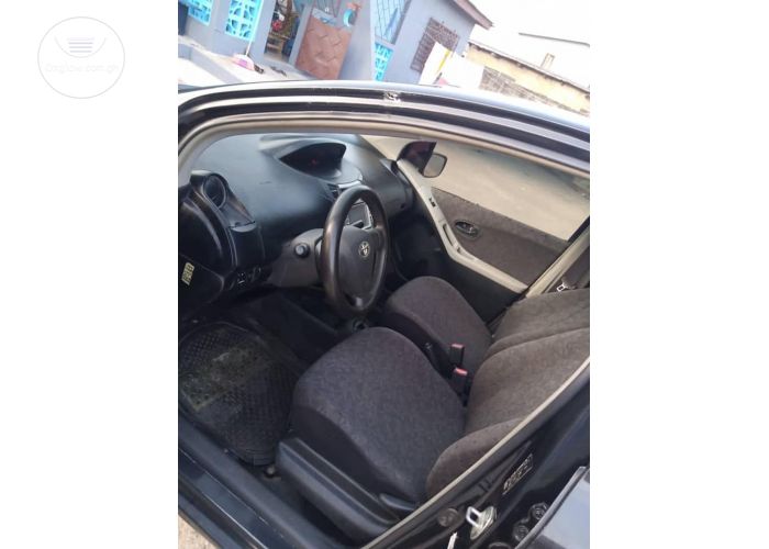 2010 TOYOTA VITZ