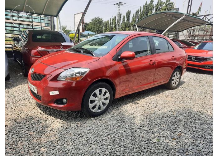 2011 Toyota Yaris