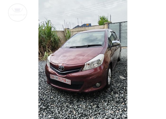 2012 Toyota Vitz