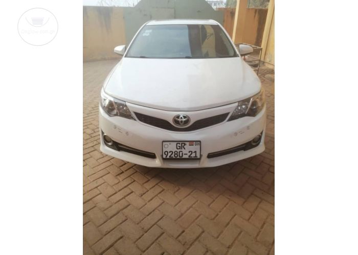 2014 Toyota Camry Spider Fully Loaded