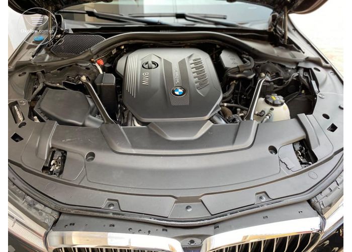 2017 BMW 750i xDrive AWD