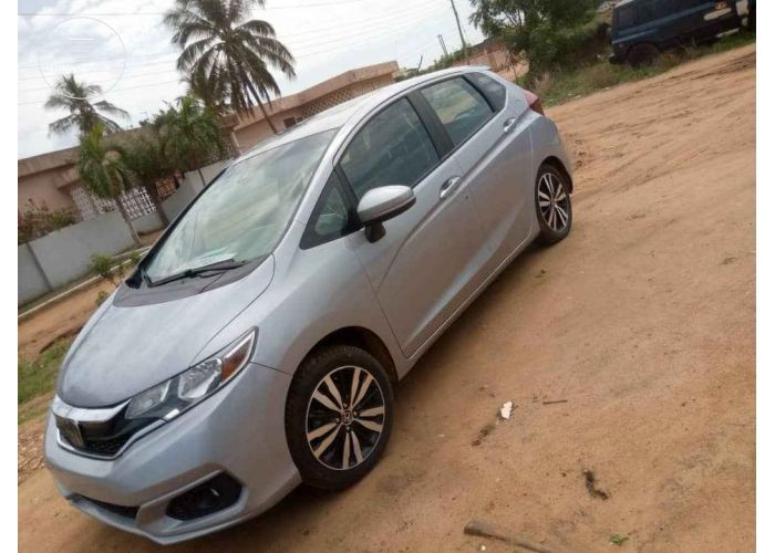 2018 HONDA FIT EX