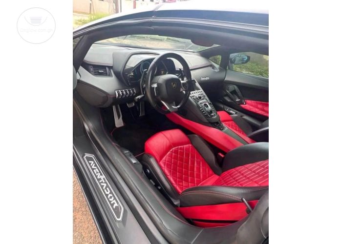 2018 Lamborghini Aventador LP 700-4 2018
