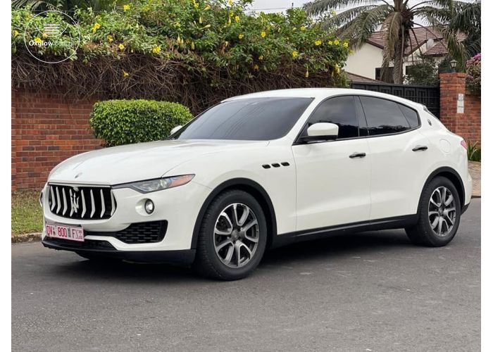 2018 MASERATI LEVANTE Q4