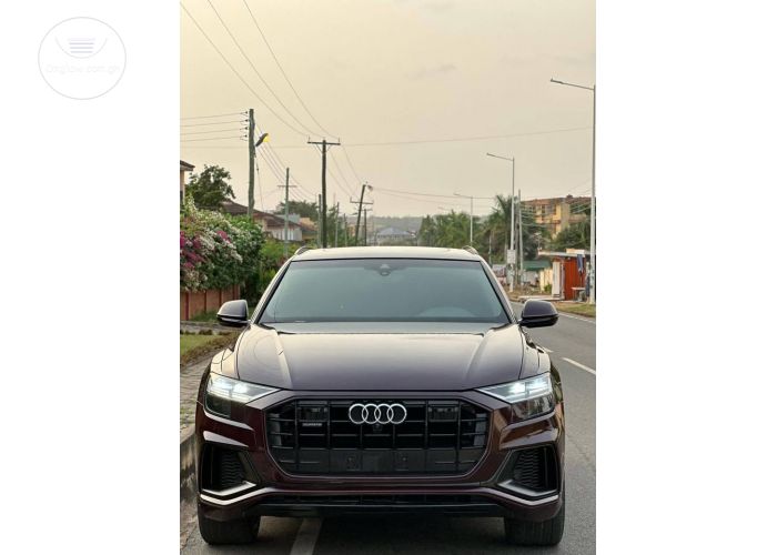2020 Audi Q8 S line
