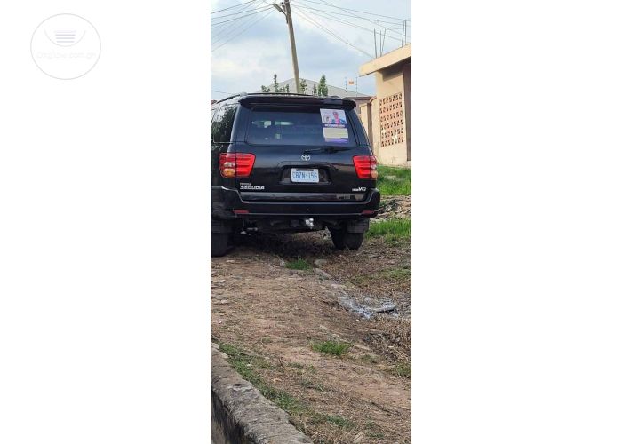 2023 Toyota sequoia
