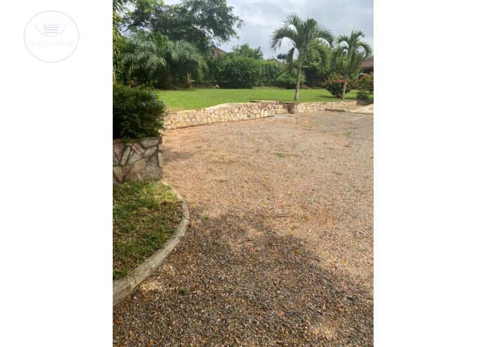 4 BEDROOMS HOUSE FOR SALE