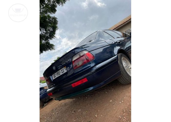 BMW 520i