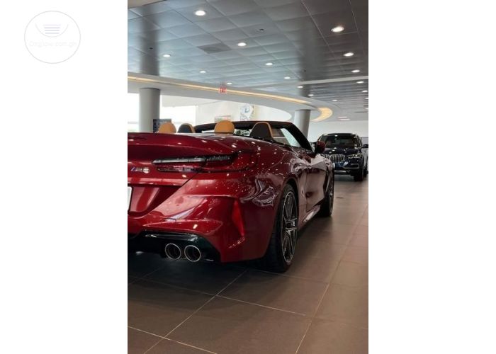 BMW M8