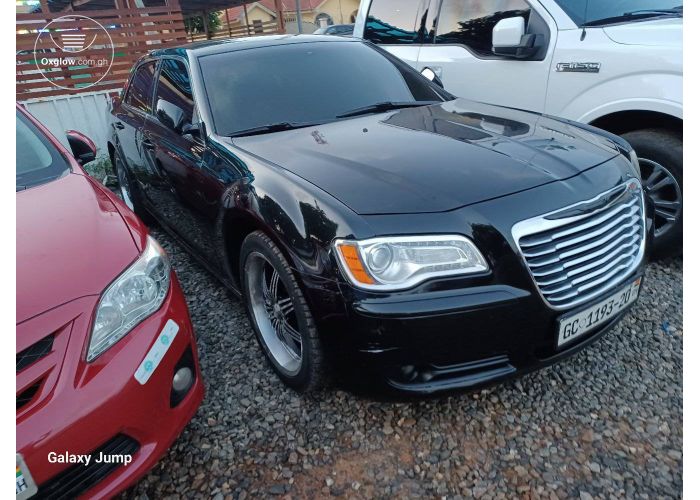 CHRYSLER 300