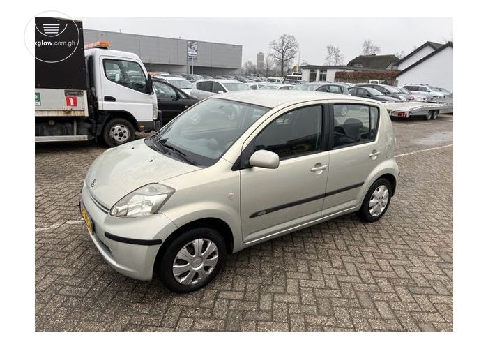 Daihatsu Siron