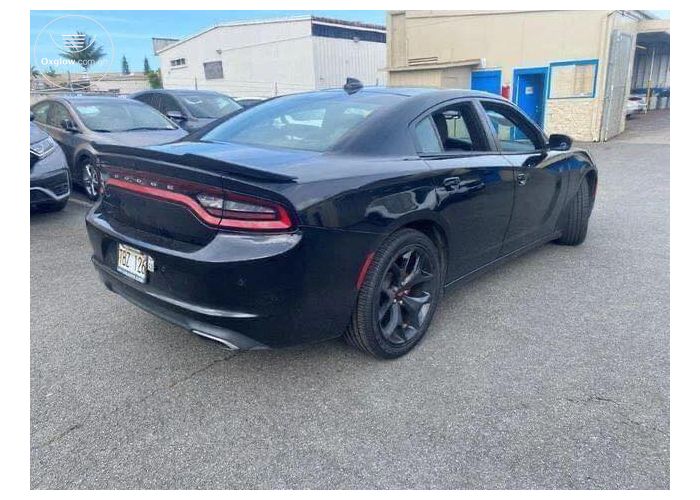 Dodge Charger SXT