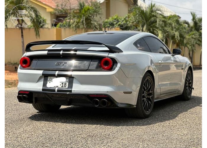 Ford Mustang GT