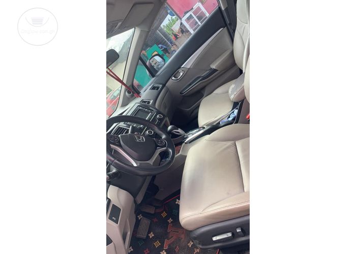Honda Civic Touring fully loaded