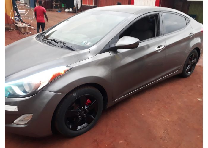 Hyundai Elantra 