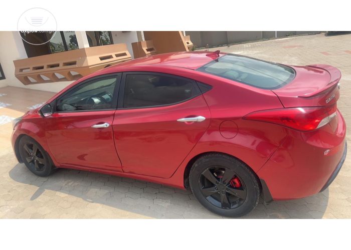 Hyundai Elantra 