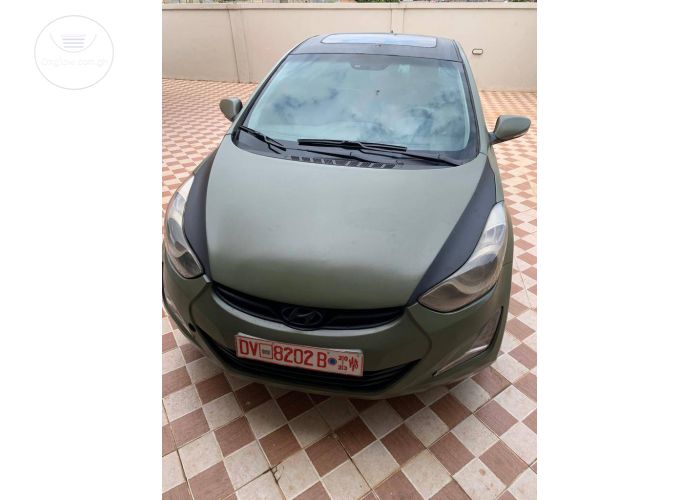 Hyundai Elantra 