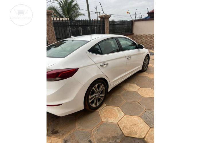 Hyundai Elantra Limited
