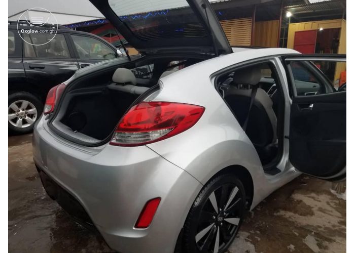 Hyundai Veloster Turbo