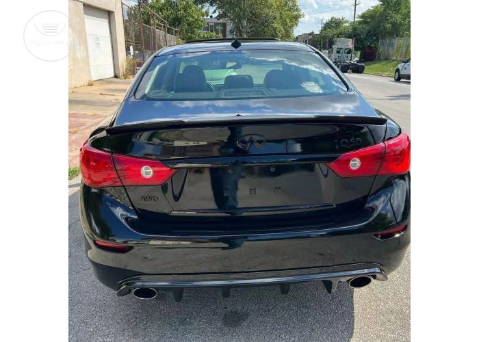Infiniti Q50 