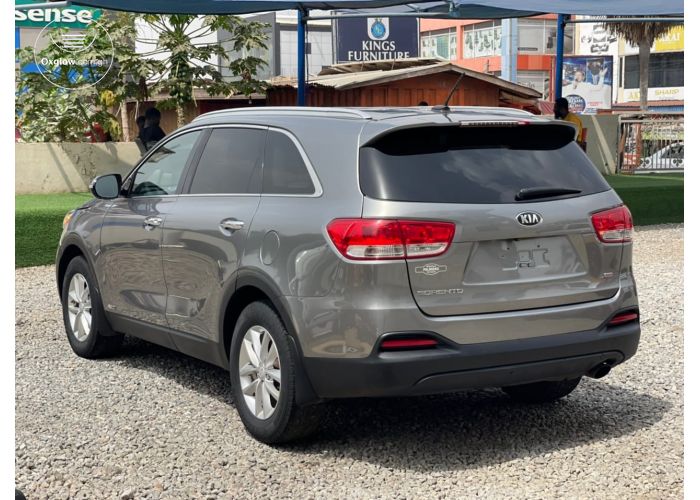 KIA SORENTO