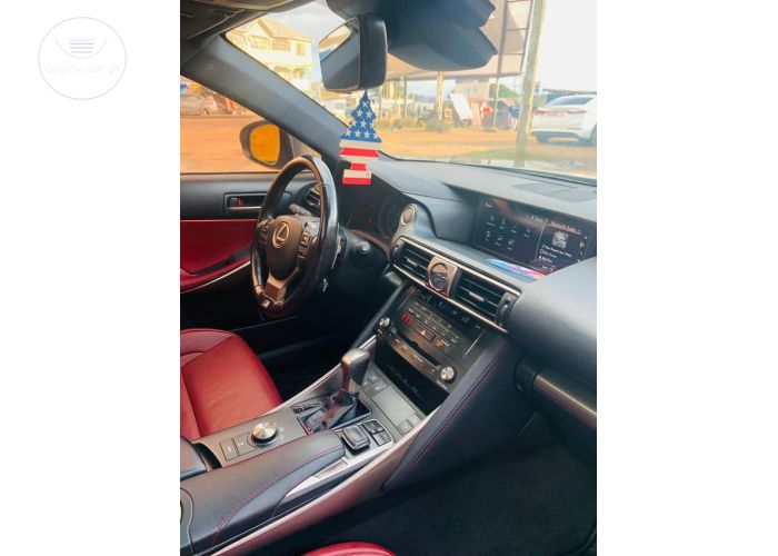 Lexus IS300