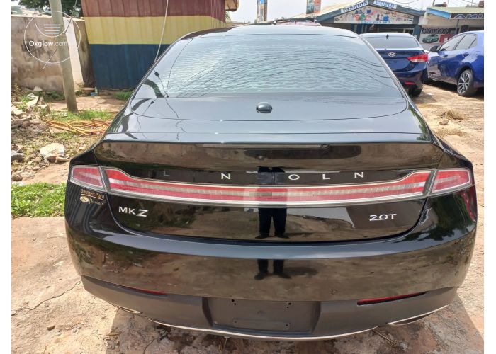 Lincoln MKZ