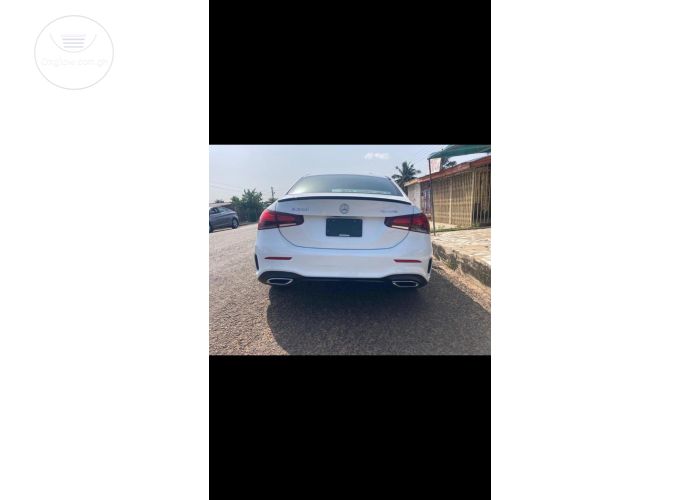 Mercedes Benz A220