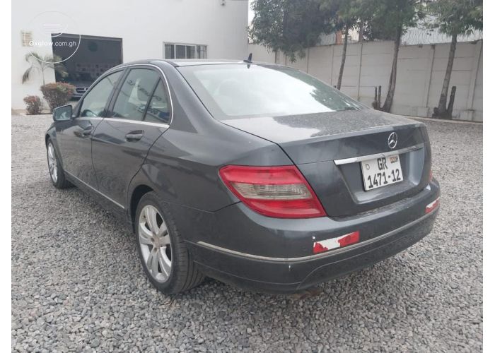 Mercedes Benz C180