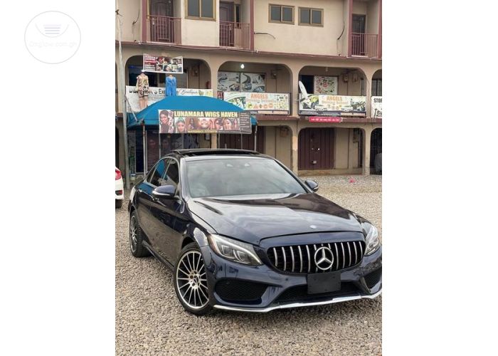 Mercedes Benz C400