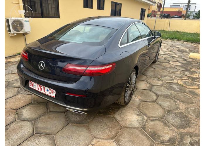 MERCEDES BENZ E-300