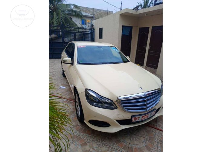 Mercedes Benz E300