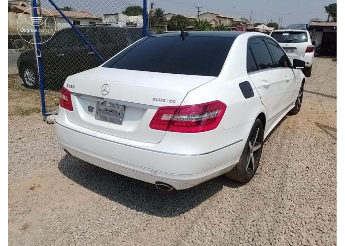 Mercedes Benz E350 