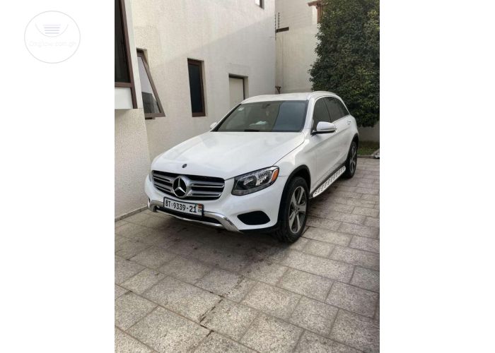 Mercedes Benz GLA 300