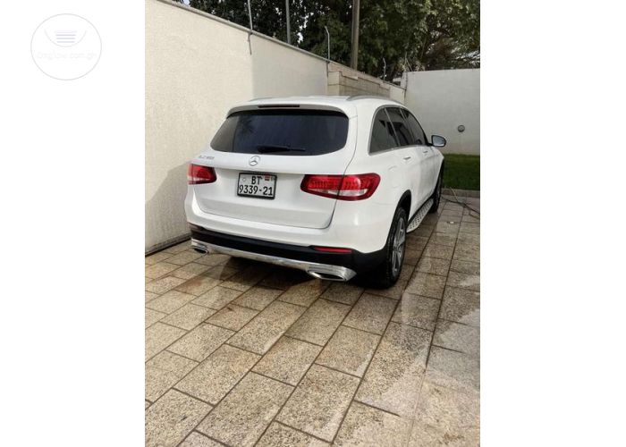 Mercedes Benz GLC300 4matic