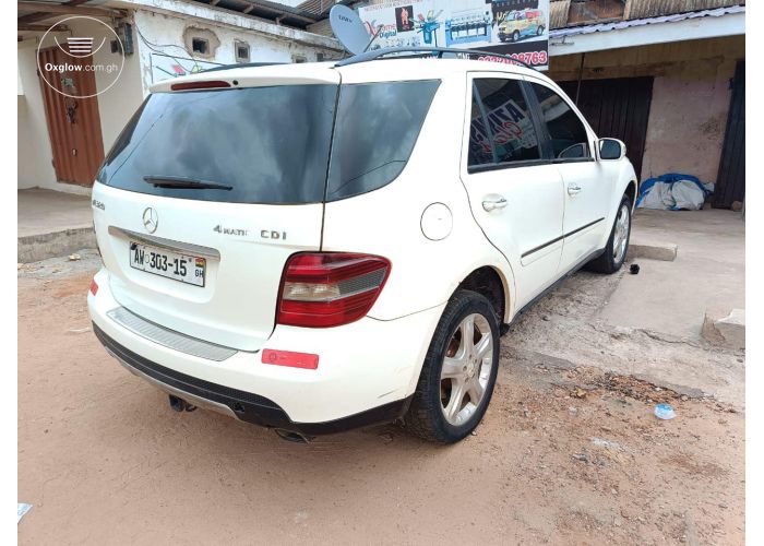 Mercedes Benz ML350