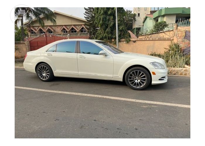 Mercedes Benz S550