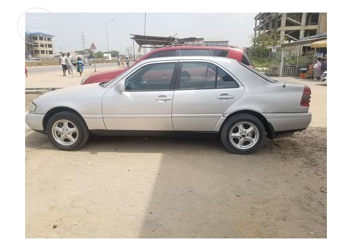 Mercedes Benz V Class