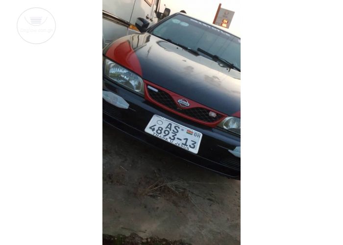 Nissan Almera