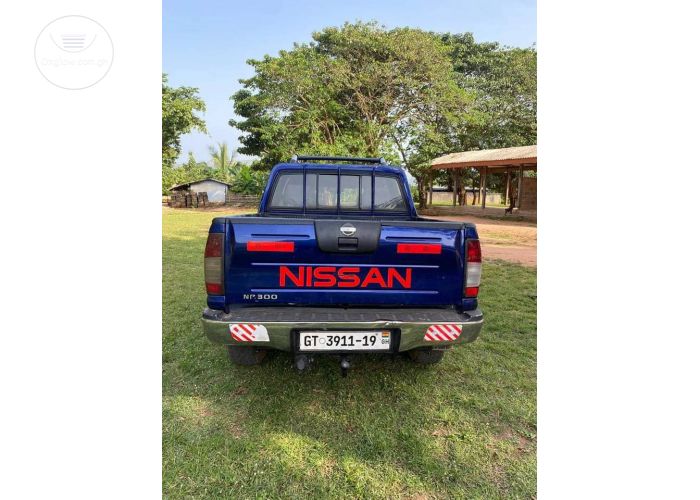 Nissan Hard Body 
