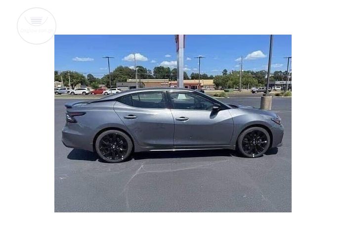 Nissan Maxima
