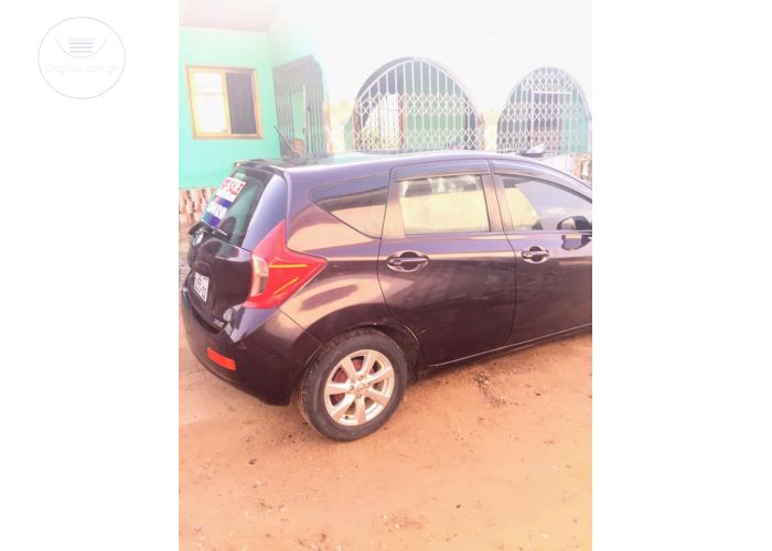 Nissan Note Versa