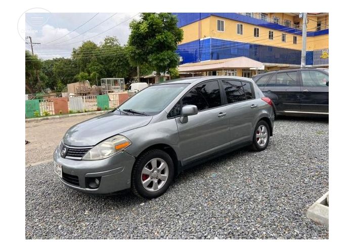 Nissan Versa SL