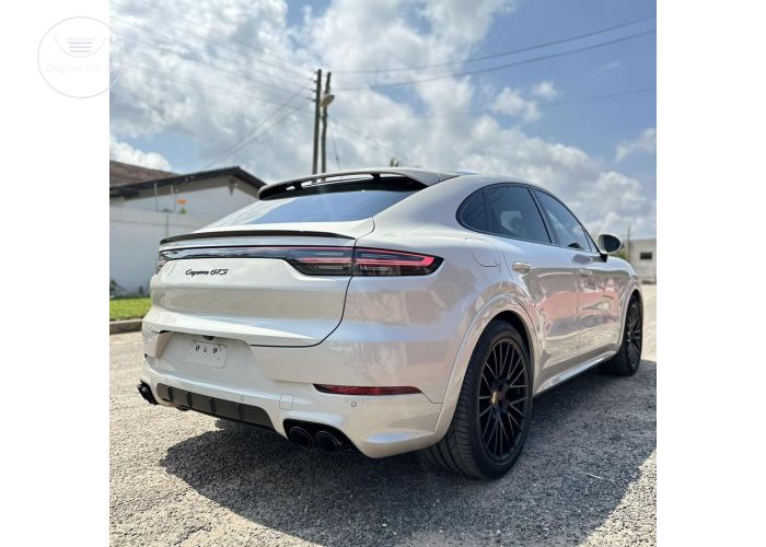 Porsche Cayenne GTS