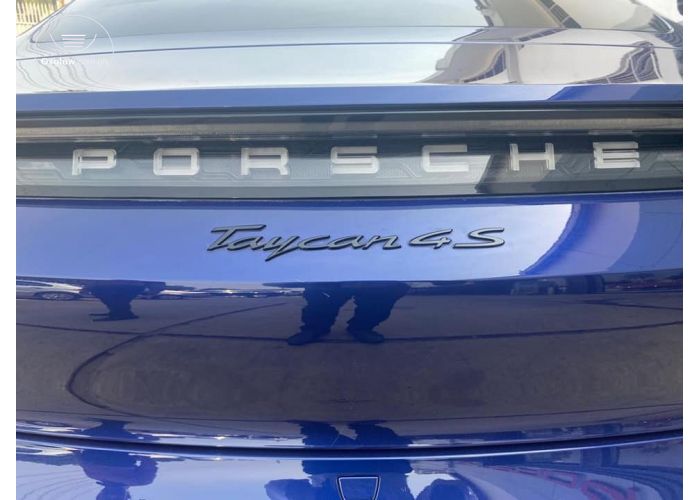 Porsche Taycan 4S