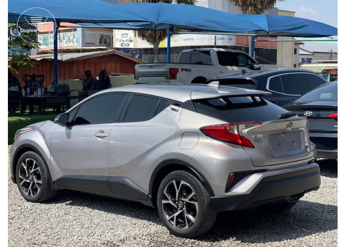 Toyota CH-R