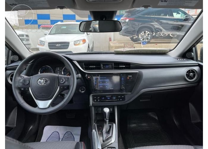 Toyota Corolla 2017 Model 