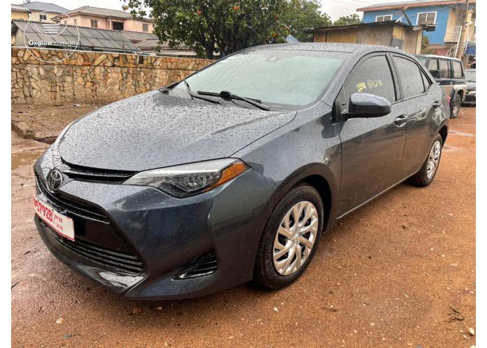 Toyota Corolla LE 2017 Model