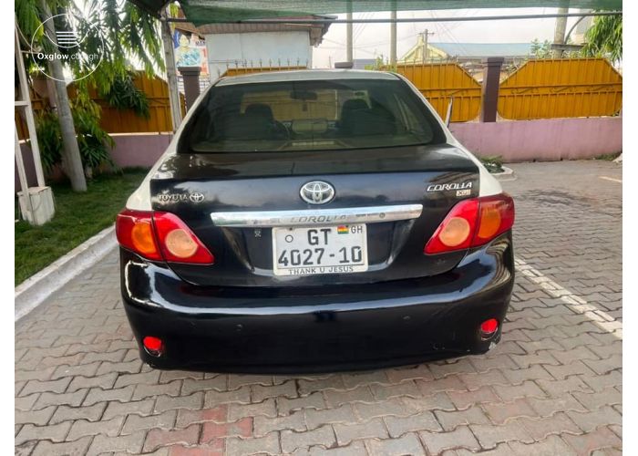 Toyota Corolla LE